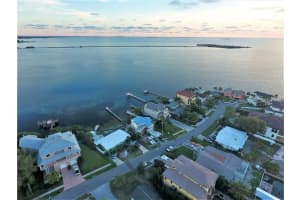 1671 SEA BREEZE DRIVE, TARPON SPRINGS, FL 34689 Sold 02/02/24