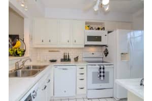 3654 TROPHY BOULEVARD, NEW PORT RICHEY, FL 34655 Sold 04/15/24