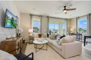 618 SOUTHERN EDGE WAY, SANFORD, FL 32771 Sold 10/31/24
