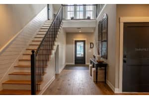 5942 BAYVIEW CIRCLE, GULFPORT, FL 33707 Sold 03/01/24