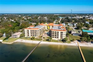 2351 LAKEVIEW DRIVE, SEBRING, FL 33870 Sold 12/26/24