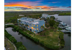 1118 STARFISH LANE, TARPON SPRINGS, FL 34689 Sold 01/23/25
