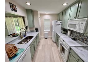9424 CHARLESBERG DRIVE, TAMPA, FL 33635 Sold 06/05/24