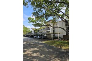 871 NEW YORK AVENUE, DUNEDIN, FL 34698 Sold 03/28/24