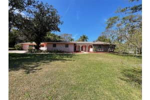 2142 HICKORY GATE DRIVE, DUNEDIN, FL 34698 Sold 10/28/24