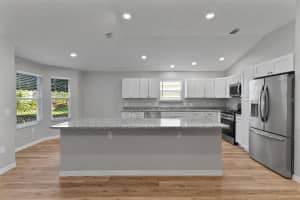 8055 167TH HILLTOP LOOP, THE VILLAGES, FL 32162 Sold 05/21/24