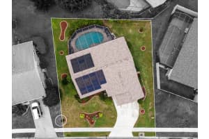 8220 CYPRESS LAKE DRIVE, SARASOTA, FL 34243 Sold 05/31/24