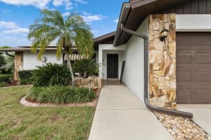 8220 CYPRESS LAKE DRIVE, SARASOTA, FL 34243 Sold 05/31/24