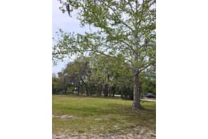 9810 KENT STREET, HUDSON, FL 34669 Sold 12/17/24
