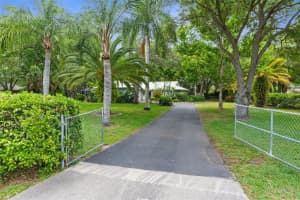 2170 BOW LANE, SAFETY HARBOR, FL 34695 Sold 03/31/25