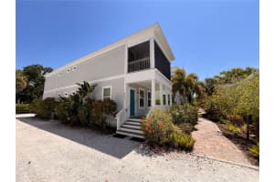 431 COTTAGE LANE, DUNEDIN, FL 34698 Sold 11/18/24
