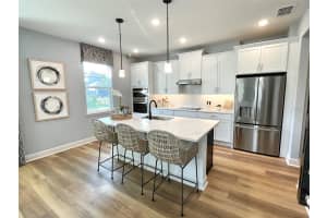 9450 EMERALD BERRY DRIVE, WINTER GARDEN, FL 34787 Sold 09/30/24
