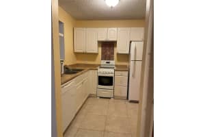 10433 CARROLLBROOK COURT, TAMPA, FL 33618 Sold 09/16/24