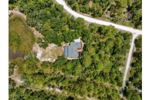 10463 YELLOWLEGS AVENUE, WEEKI WACHEE, FL 34614 Sold 03/11/25