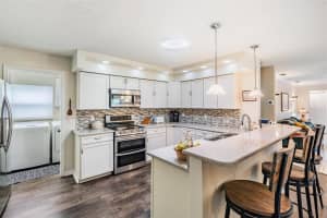 6105 COUNTRY RIDGE LANE, NEW PORT RICHEY, FL 34655 Sold 09/12/24