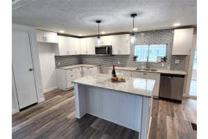 8536 CENTRAL AVENUE, BROOKSVILLE, FL 34613 Sold 07/29/25