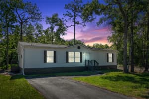 10900 LAKE DRIVE, NEW PORT RICHEY, FL 34654 Sold 04/25/25
