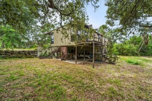 606 POULOS LANE, TARPON SPRINGS, FL 34689 Sold 01/10/25