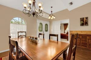 710 HUBBEL ROAD, BRADENTON, FL 34208 Sold 09/27/24
