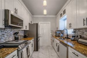 10704 KNOLLSWAY COURT, TAMPA, FL 33625 Sold 10/04/24