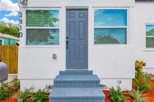 2810 10TH AVENUE, ST PETERSBURG, FL 33713 Sold 10/02/24