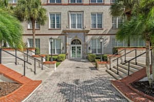701 MIRROR LAKE DRIVE, SAINT PETERSBURG, FL 33701 Sold 11/18/24