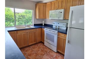 8201 HEARTWOOD LANE, HUDSON, FL 34667 Sold 02/04/25