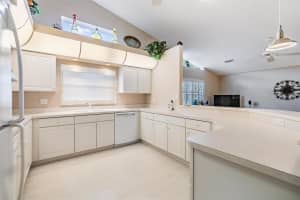 6330 CARDINAL CREST DRIVE, NEW PORT RICHEY, FL 34655 Sold 01/15/25