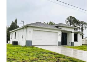 2901 LEELAND HEIGHTS BLVD E, LEHIGH ACRES, FL 33936 - MLS#MFRW7868553