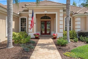 9289 GRAND CYPRESS DRIVE, WEEKI WACHEE, FL 34613 Sold 03/31/25