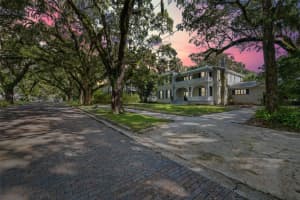 321 BROOKSVILLE AVENUE, BROOKSVILLE, FL 34601 - MLS#MFRW7868971