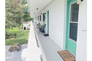 11200 86TH AVENUE, SEMINOLE, FL 33772 - MLS#MFRW7869033