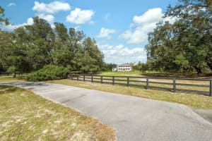 13285 KINGFISHER ROAD, WEEKI WACHEE, FL 34614 Sold 01/21/25
