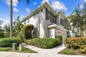 2039 PARK CRESCENT DRIVE, LAND O LAKES, FL 34639 Sold 04/30/25