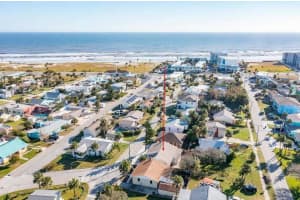 432 EASTWOOD LANE, DAYTONA BEACH, FL 32118 Sold 03/07/25