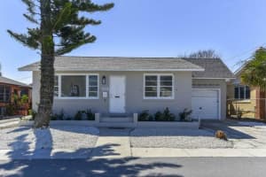 432 EASTWOOD LANE, DAYTONA BEACH, FL 32118 Sold 03/07/25