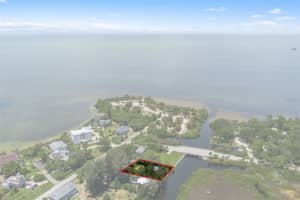 10198 INLET STREET, WEEKI WACHEE, FL 34607 Sold 01/06/25