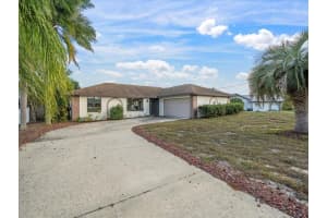 1472 TRENTON AVENUE, SPRING HILL, FL 34606 Sold 04/14/25