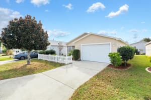 1052 RIDGEVILLE ROAD, THE VILLAGES, FL 32162 Sold 07/15/25