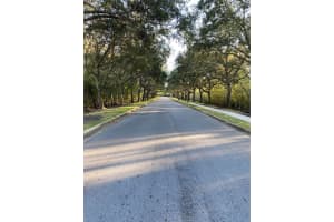 1922 OSWEGO DRIVE, HOLIDAY, FL 34691 Sold 07/10/25