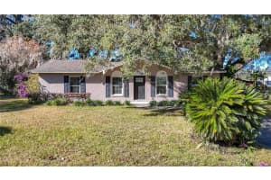 910 CEDAR DRIVE, BROOKSVILLE, FL 34601 Sold 02/13/25