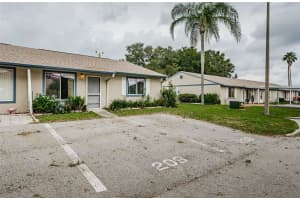 209 WINTER RIDGE BOULEVARD, WINTER HAVEN, FL 33881 Sold 02/07/25
