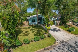 727 MERLINS COURT, TARPON SPRINGS, FL 34689 Sold 03/21/25
