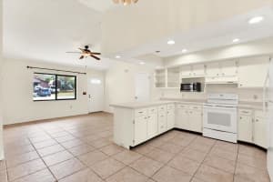 5461 COLCHESTER AVENUE, SPRING HILL, FL 34608 Sold 07/03/25