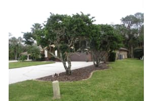 1855 EAU CLAIRE COURT, OLDSMAR, FL 34677 Sold 04/25/25