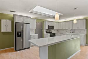 5302 36TH AVENUE DRIVE, BRADENTON, FL 34209 Sold 02/03/25