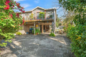 8142 RIVER POINT DRIVE, WEEKI WACHEE, FL 34607 Sold 04/02/25