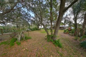 15624 CARLTON LAKE ROAD, WIMAUMA, FL 33598 - MLS#MFRW7871541