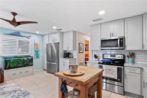 4907 FLORAMAR TERRACE, NEW PORT RICHEY, FL 34652 Sold 05/15/25