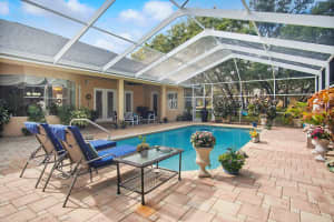 10331 FOX SPARROW AVENUE, WEEKI WACHEE, FL 34613 Sold 04/16/25